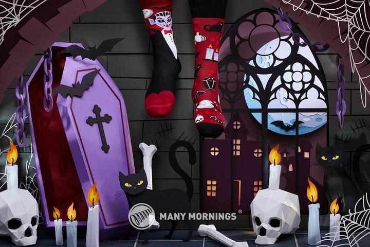 Actual product image Many Mornings Bloody Dracula (Single pack, 39 - 42)