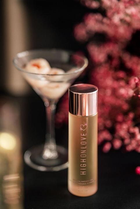 Produktbild High on Love Sensual Massage (120 ml)