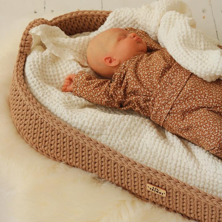 Produktbild Lil Things Wickelkorb mit Matratze (Wickelkommode)