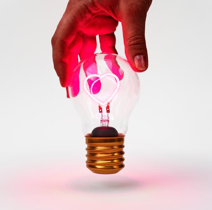 Suck UK Light bulb heart