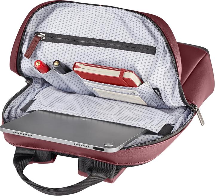 Actual product image Moleskine Classic2.0smallbackpackred