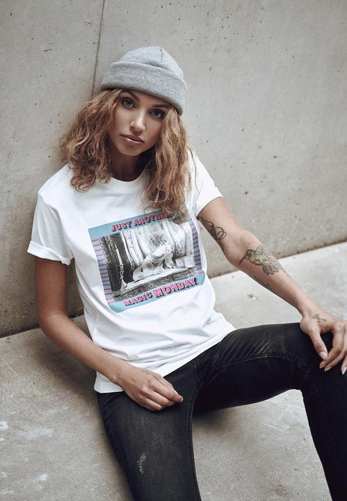 Actual product image Merchcode Ladies Magic Monday Tee (XS)