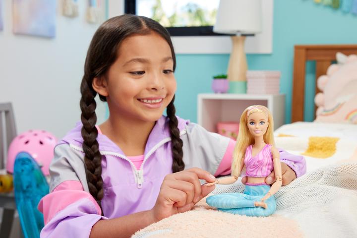 Actual product image Barbie Made to Move