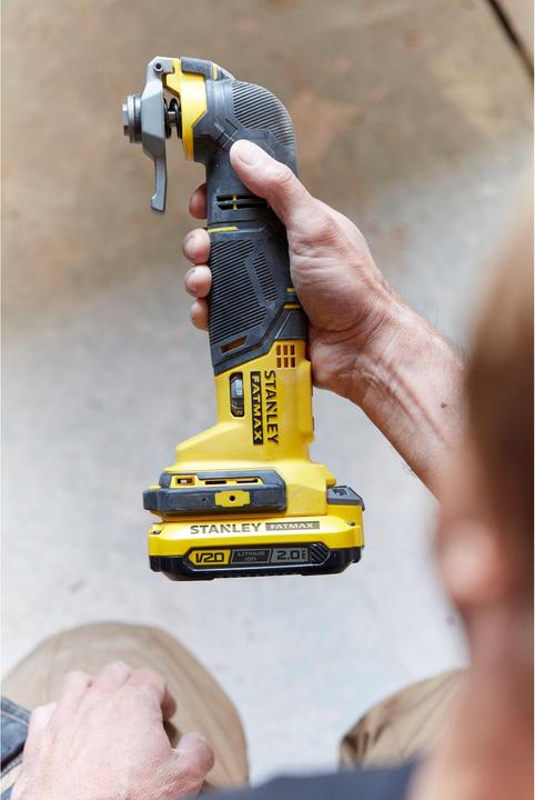 Produktbild Stanley FatMax 18V AkkuMultifunktionswerkzeug SFMCE500D2K (2.0 Ah, Schleifer, Säge & Universalmesse