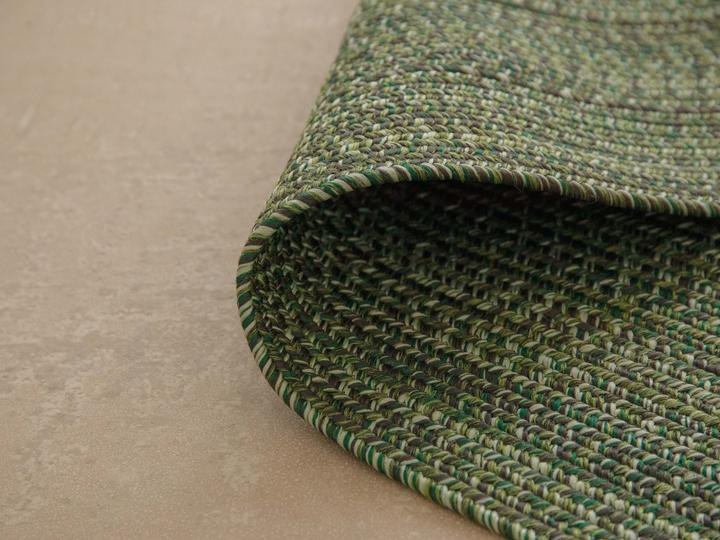 Actual product image Micadoni Carpet, "Aguila", 160x230x0.5 Made in Europe (160 x 230 cm)