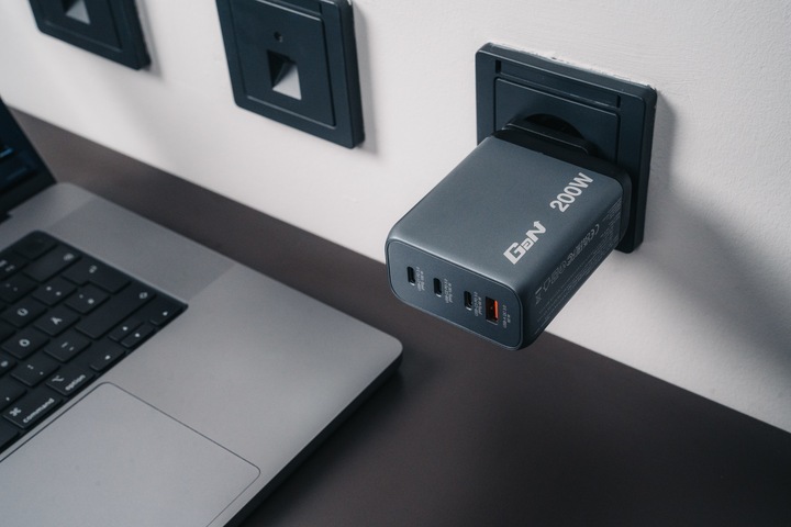 Produktbild Verbatim GNC-200 GaN Charger (200 W)
