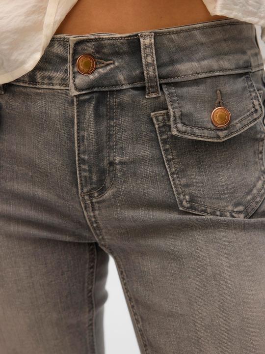 Actual product image Vero Moda VMJEAN Niedrige Taille Ausgestellt Jeans Ausgestellt (XS)