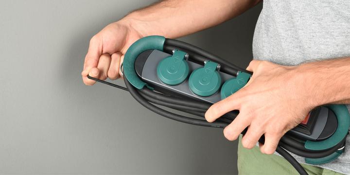 Produktbild Bachmann Hook Outdoor (4 x, CEE 7/3, 4 m)