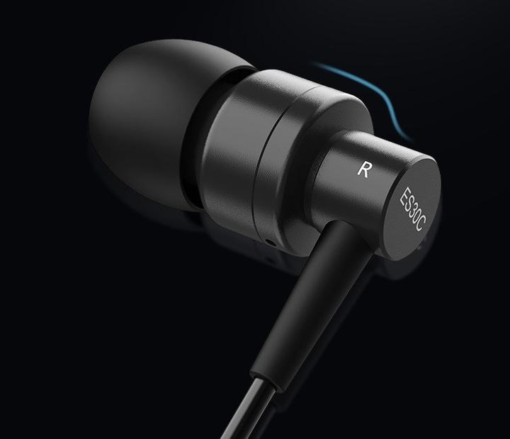 Produktbild SoundMagic ES30D-Kopfhörer (ANC, Kabelgebunden)