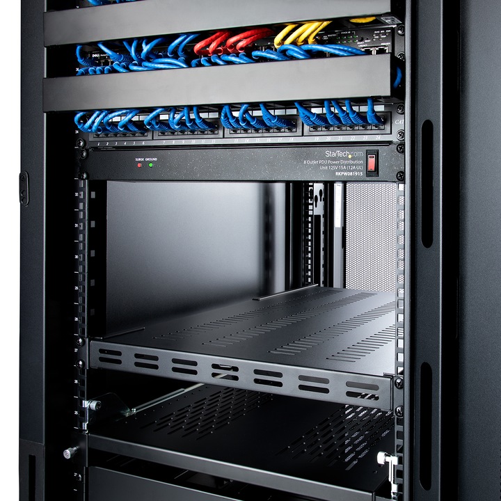 Image du produit StarTech Étagère réglable 1U pour rack/armoire de serveur jusqu'à 113 kg - Étagère de serveur 1U ventilée