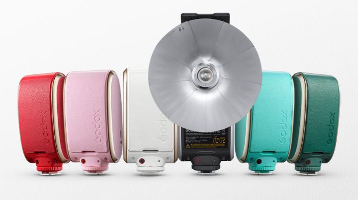 Immagine prodotto Godox Retro Lux Senior Rosso (Macroflash, Canon, Fujifilm, Nikon, Olympus, Pentax, Sony)