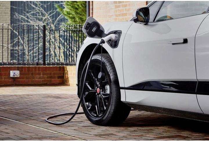 Produktbild Osram E-Ladekabel (Typ 2, 22 kW, 32 A, 5 m)