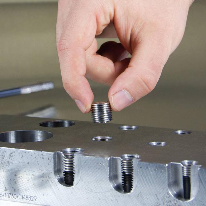 Actual product image Ruko Machine tap HSSECo ground