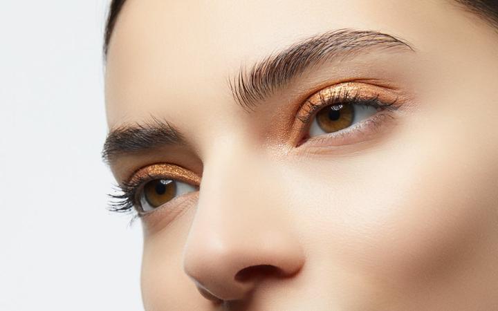 Produktbild Pupa Milano Cocktail Party Eyeshadow Gold Pineapple (005)