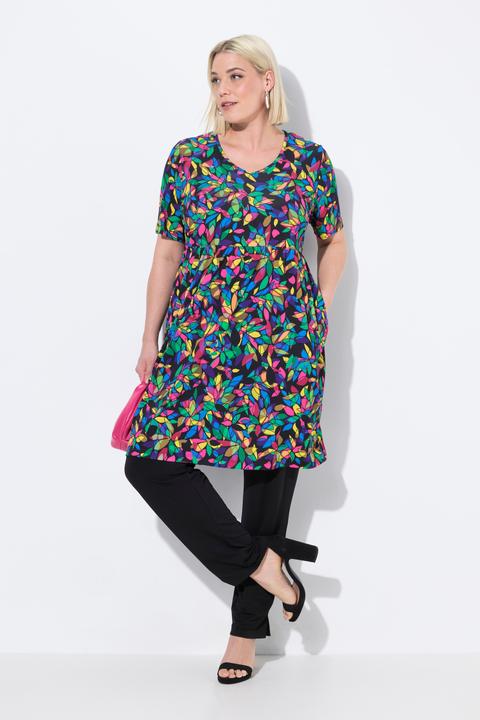 Actual product image Ulla Popken Matte Jersey Stained Glass A-Line Pocket Dress (62)