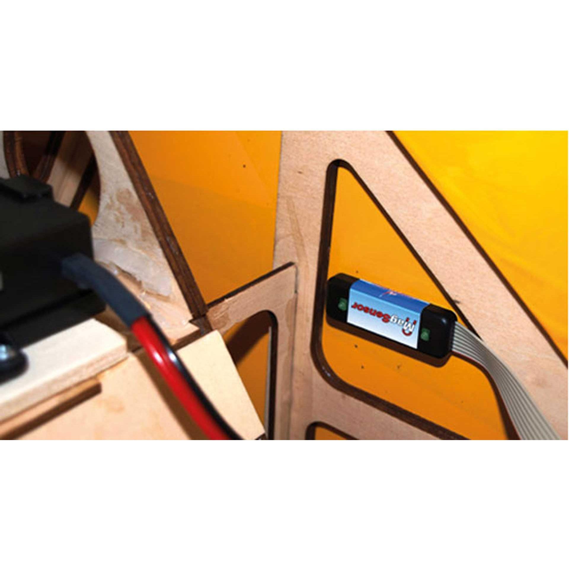 Thumbnail - Powerbox Systems MagSensor mit rotem Stecker