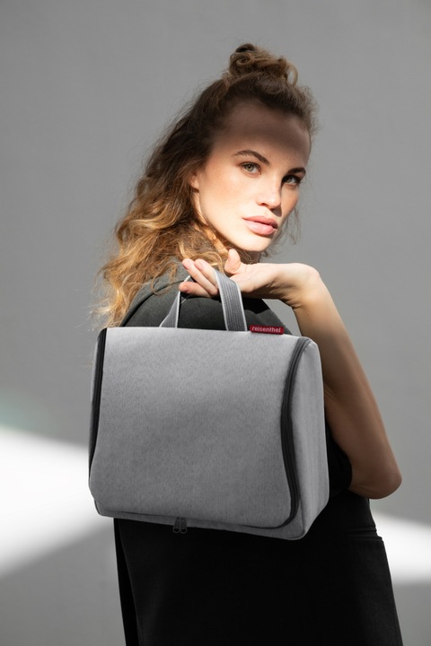 Actual product image reisenthel toiletbag XL herringbone grey (4 l)