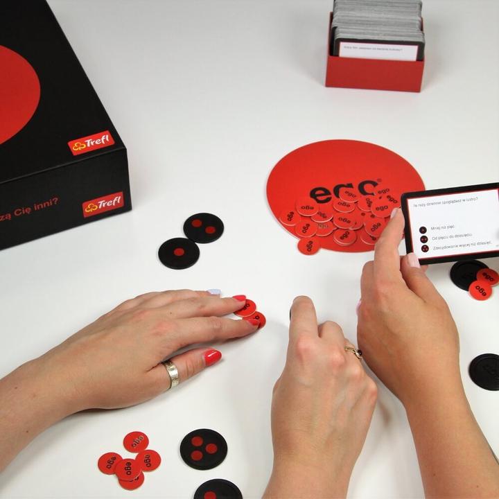 Actual product image Trefl Ego Game (English) (Lithuanian, 2 - 6 Players)