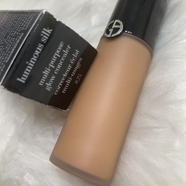 Actual product image Giorgio Armani Luminous Silk Concealer 4.5 (4.5)