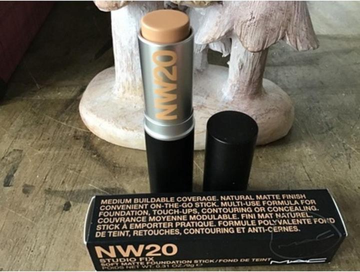 Immagine prodotto MAC Cosmetics Studio Fix Soft Matte Foundation Stick (NW13)