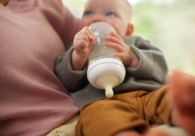 Actual product image Philips Avent SCY903/02 Natural Response Baby Bottle (260 ml)