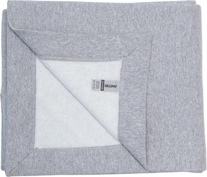 Actual product image Gildan Heavy blend fleece stadium blanket (127 x 152.40 cm)