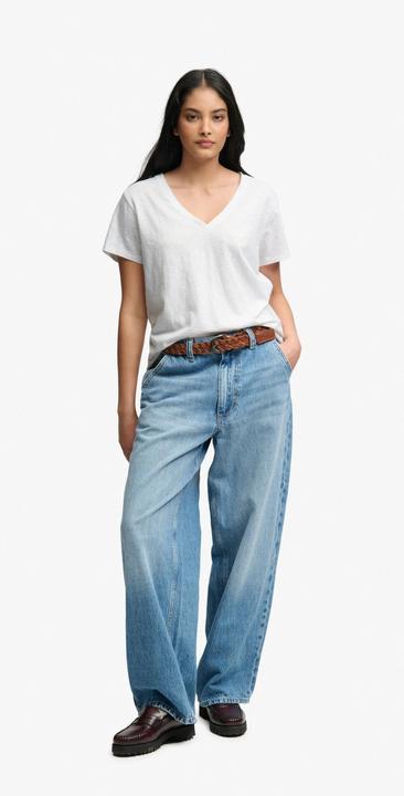 Actual product image Superdry Studios Slub Embroidered Tee (10XL)
