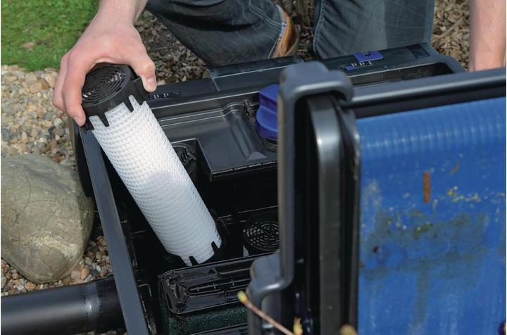 Actual product image Oase AquaActiv PhosLess