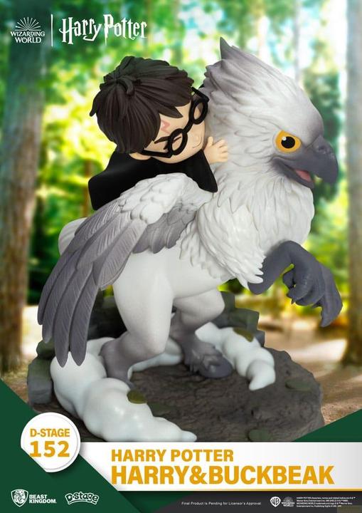 Actual product image Beast Kingdom Harry Potter D-Stage PVC Diorama Harry & Buckbeak 16 cm