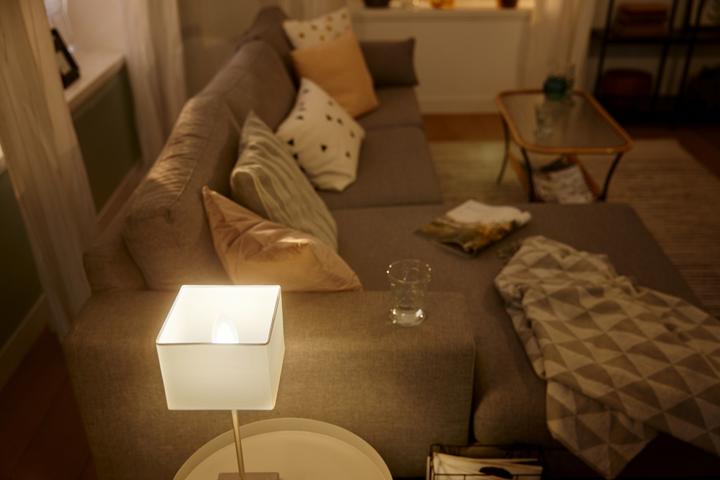 Actual product image Philips Hue White Ambiance BT (E14, 470 lm, 2x)