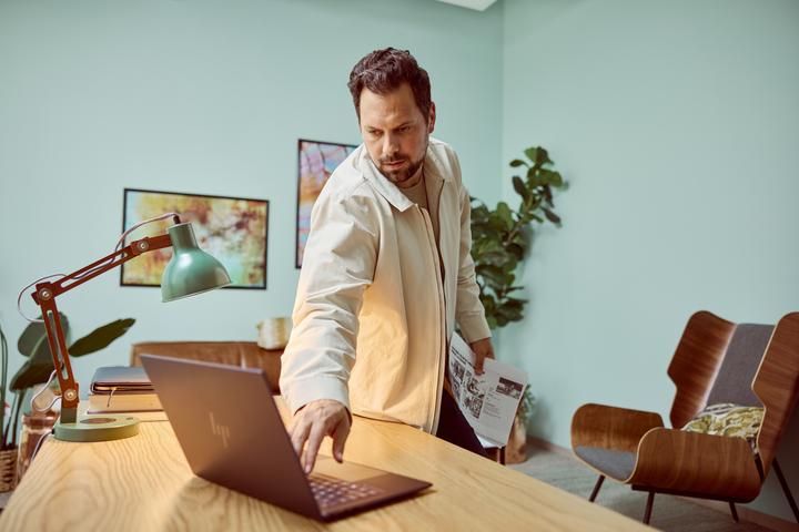 Image du produit HP EliteBook Ultra G1i (14", Intel Core Ultra 5 228V, 32 Go, 512 Go, DE)