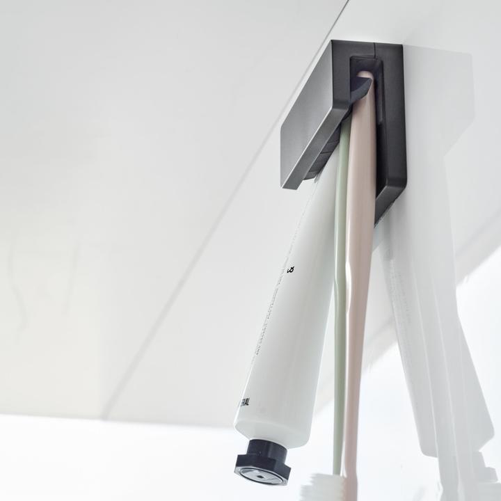 Immagine prodotto Yamazaki Ampio gancio adesivo porta spazzolino e dentifricio TOWER