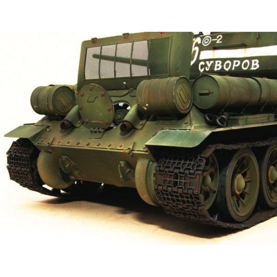 Trumpeter T-34/85 1944 Baunummer 183 (00902)