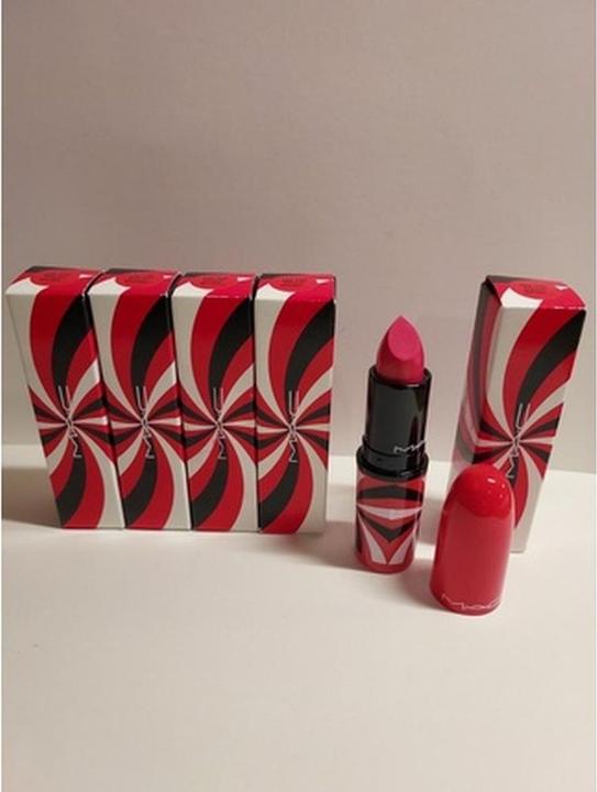 Produktbild MAC Cosmetics Lipstick Hypnotizing Holiday (Say The Magic Word)