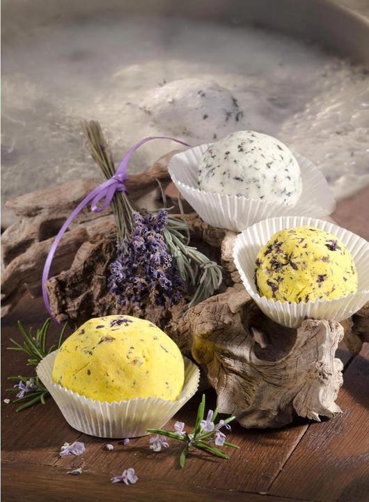 Actual product image Glorex Bath ball bubbling (Bath bombs, 450 g)