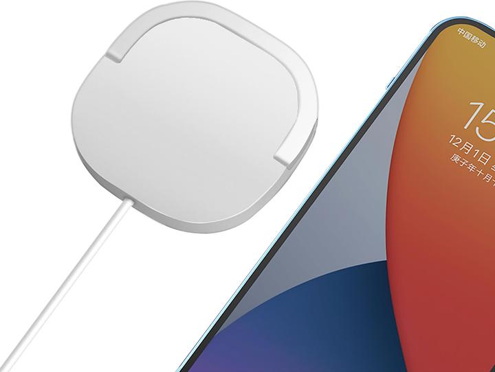 Produktbild Cazy Galaxy S24 Ultra Soft TPU (Kompatible MagSafe) - Clear + Magnetic Wireless Charger Pad - Weiss (Samsung Galaxy S24 Ultra)