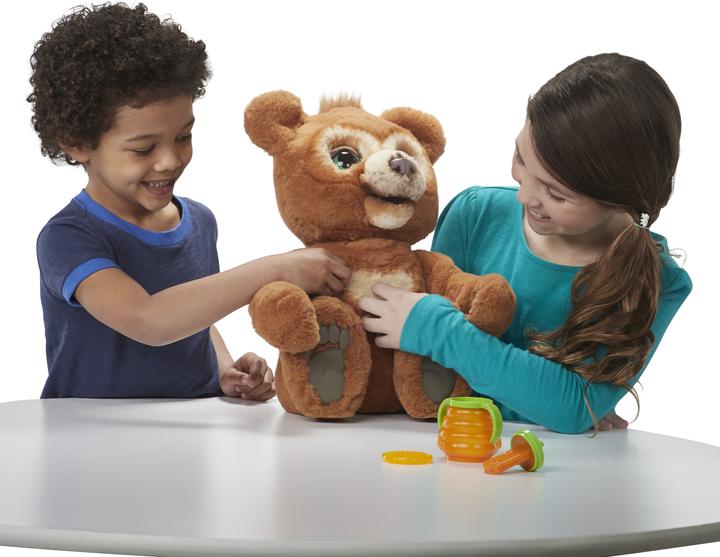 Actual product image FurReal Cuby the Bear - interactive cuddly toy (43.18 cm)