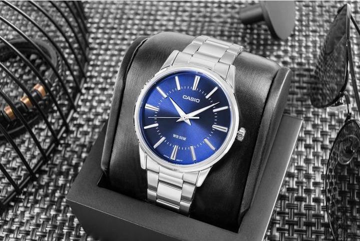 Image du produit Casio EU WATCHES Mod. MTP-1303PD-2AVEG (Horloge analogique, 40 mm)