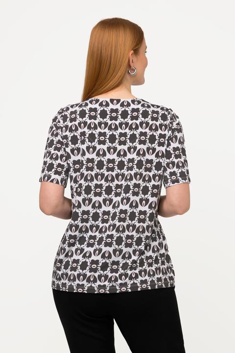 Immagine prodotto Ulla Popken Maglia classica di tessuto fluente con decorazioni, scollo a V e mezze maniche (46, 48)