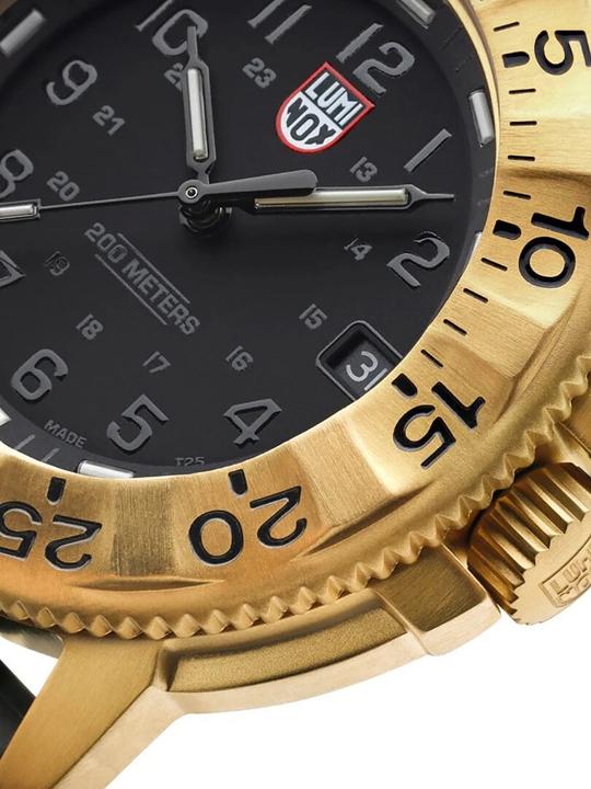 Image du produit Luminox Navy Seal Foundation 3200 Series (Montre analogique, Swiss Made, 43 mm)