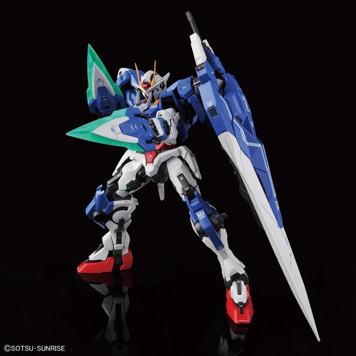 Actual product image Bandai Gundam - 00 Seven Sword/G Perfect Grade