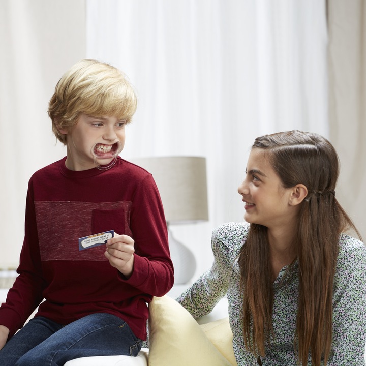Image du produit Hasbro Gaming Mache-Mots Enfants vs. Parents (Français)