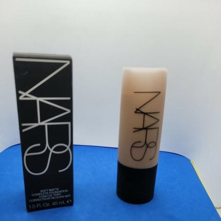Produktbild NARS Cosmetics Soft Matte Complete Foundation Aruba (Aruba)