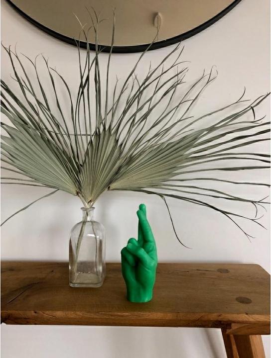Actual product image Candle Hand crossed fingers (1 pcs.)