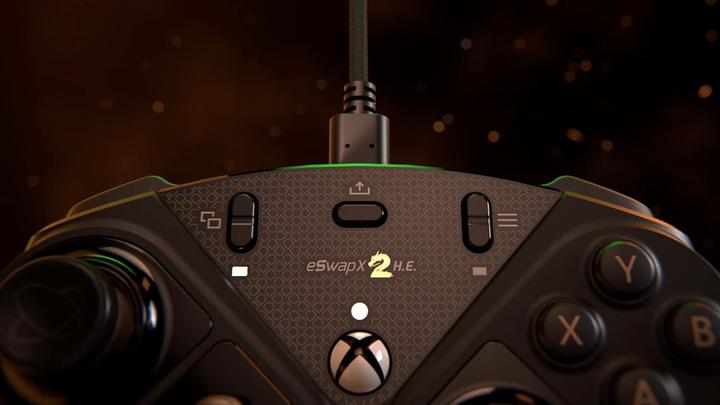Immagine prodotto Thrustmaster Controllore eSwap X2 Pro (PC, Xbox One S, Xbox Series S, Xbox Series X)
