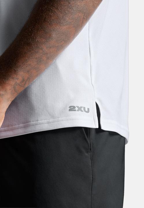 Produktbild 2XU Aero Mesh Tank (M)