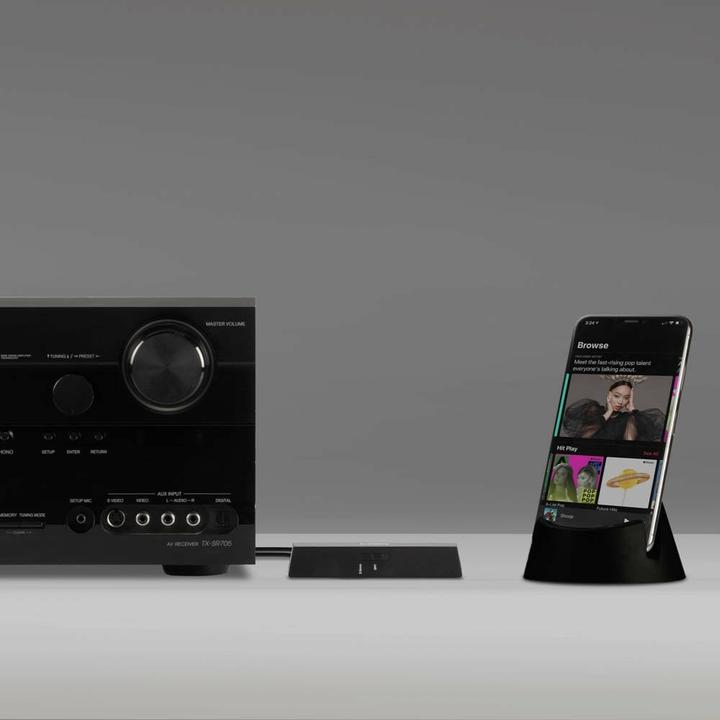 Actual product image Lindy and TosLink Optical Bluetooth Transceiver