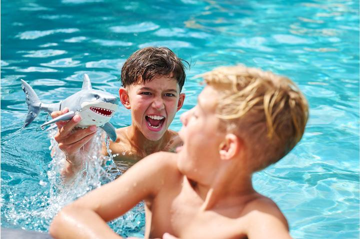 Actual product image Zuru Robo Alive - Great White Shark S1