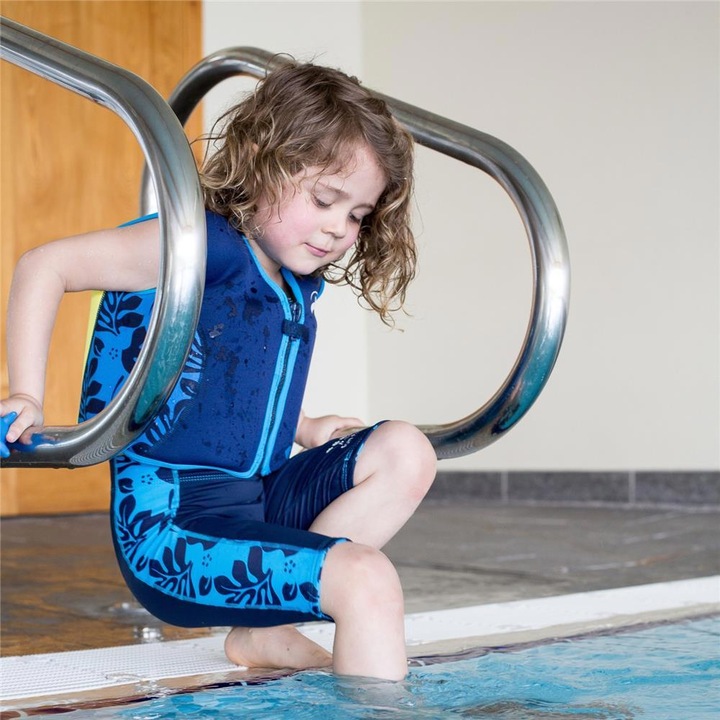 Actual product image Konfidence Life jacket (L, 20-30kg)