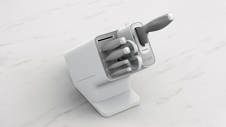 Actual product image Ninja StaySharp knife block